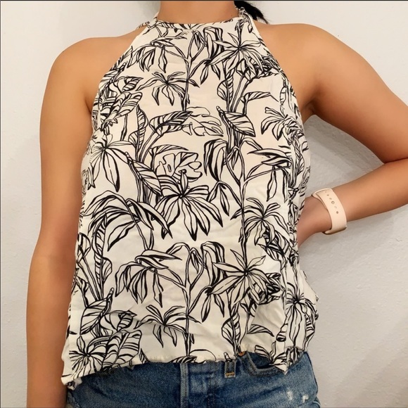 Roxy top! - Picture 2 of 3